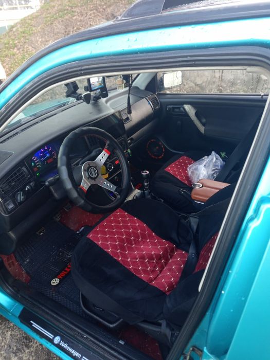 Автомобиль гольф