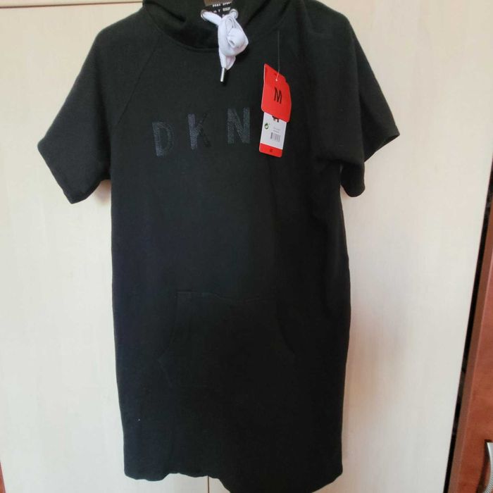DKNY спортна рокля