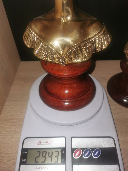 Set doua statuete bronz pe mahon dupa ARNALDO GIANNELLI