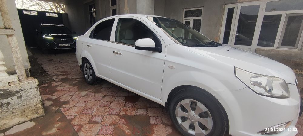 Neksiya 3 ravon sotiladi