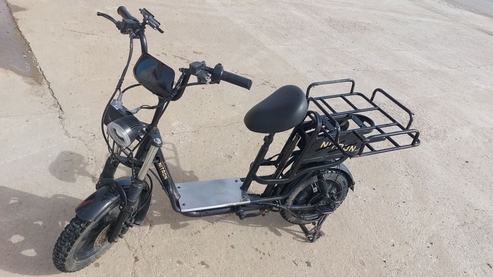 Электровелосипед(электроскутер)  сатылады.