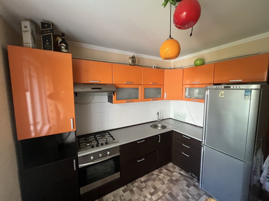 Продам кухонный гарнитур