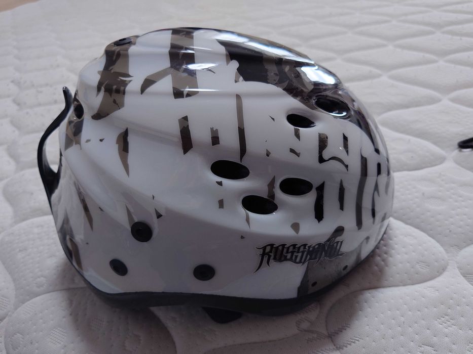 Ски каска Rossignol и очила Scott