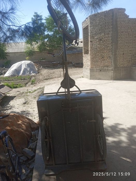 3 bolonli velosipet sotiladi