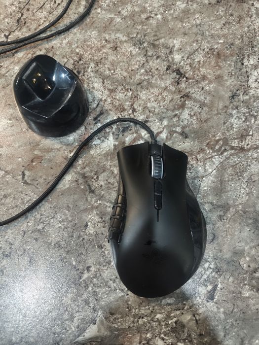 Продам безпроводную мышь razer naga epic