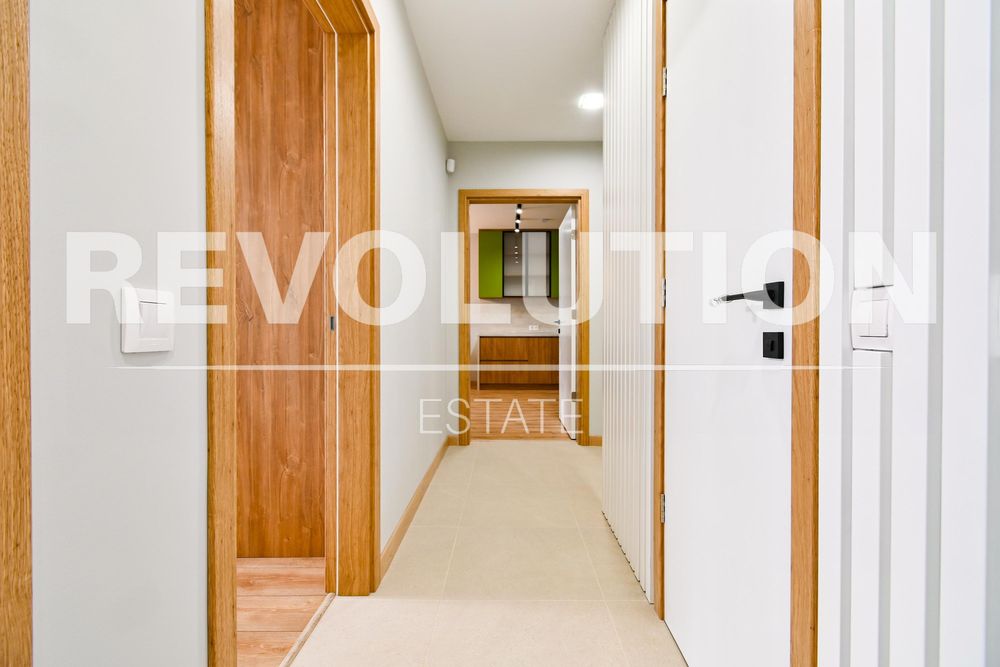 Дава се под наем Тристаен апартамент в София, Дружба 2 - 116 кв.м за 950 € - Снимка #10