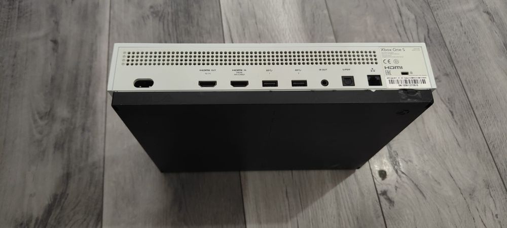 Xbox One S 512 Gb