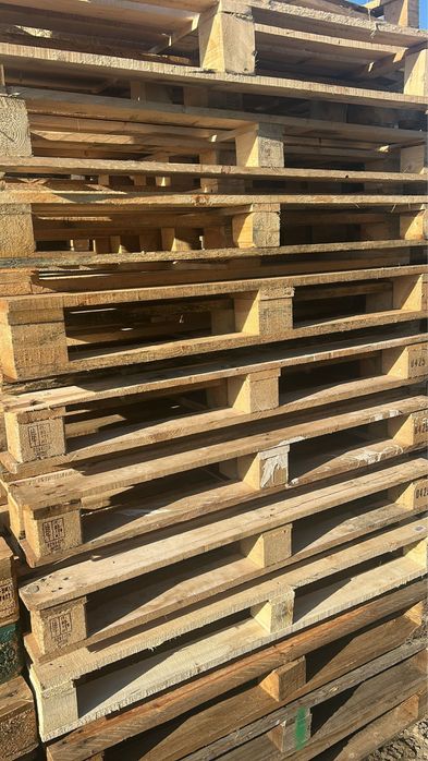 Vând paleți Non-Euro și industriali – 1000x1000 / 1200x1000