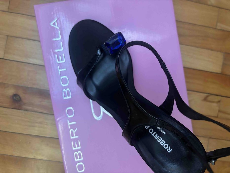 Луксозни обувки на висок ток