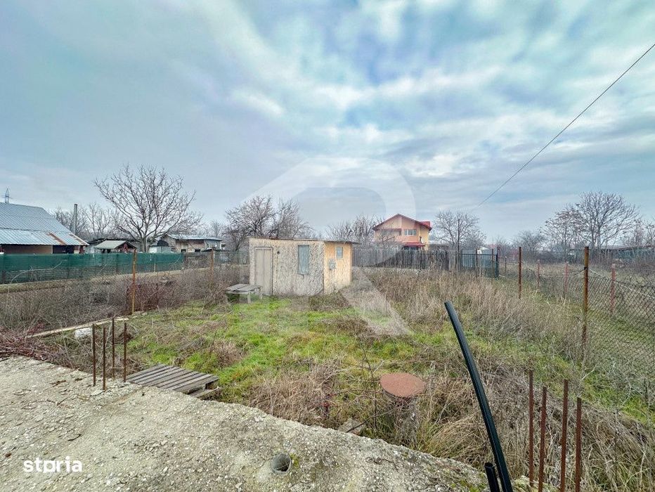 Mihailesti - teren imprejmuit 401mp, cu put, COMISION 0