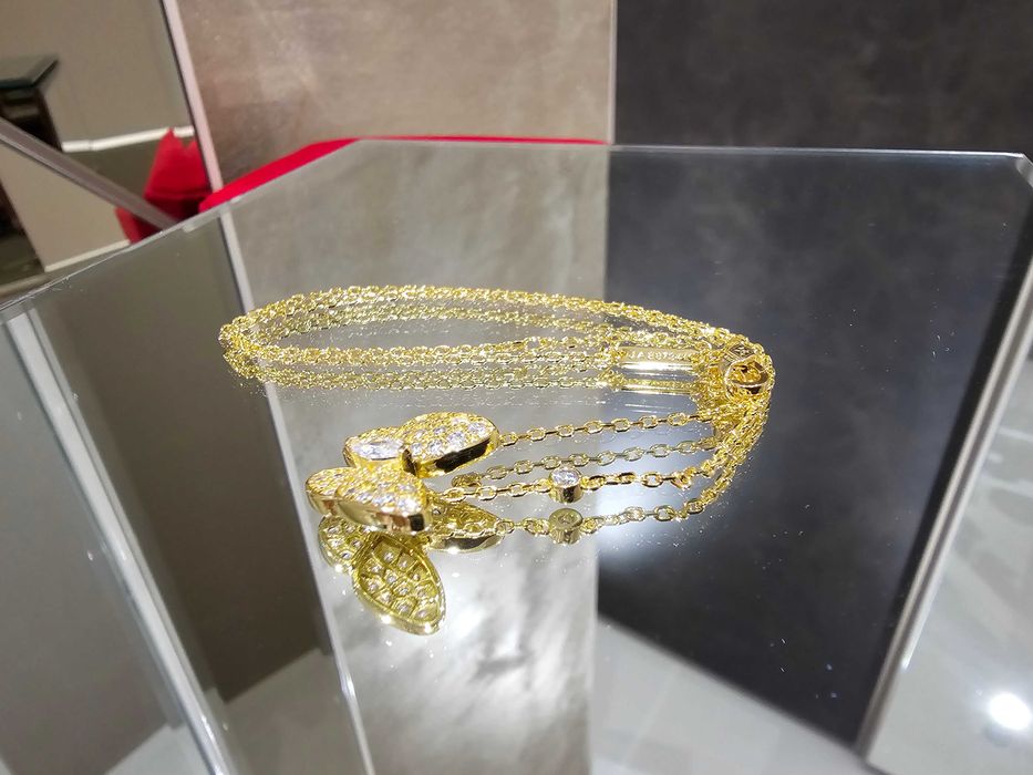 Van Cleef & Arpels VCA Gold Diamond Two Butterfly Дамско Колие