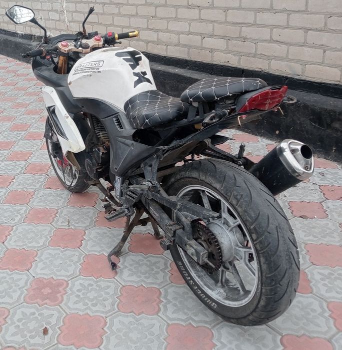 Продам мотоцикл 250кубов