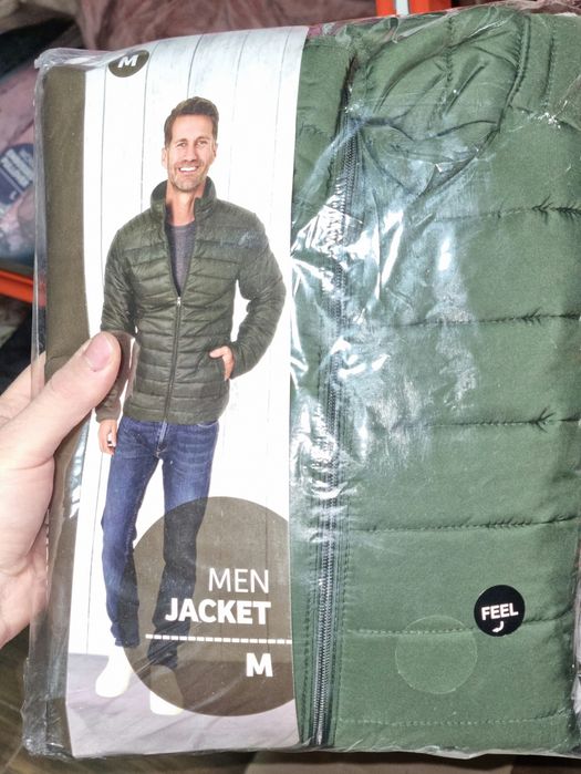 Jachete barbati moderne si confortabile