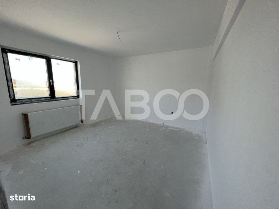 Apartament 2 camere 54mp 2 balcoane lift Comision 0 Arhitectilor Sibiu — fotografia 3