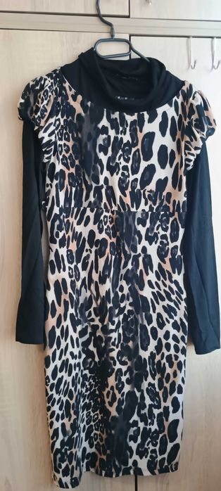 Леопардова рокля, размер М, до коляното