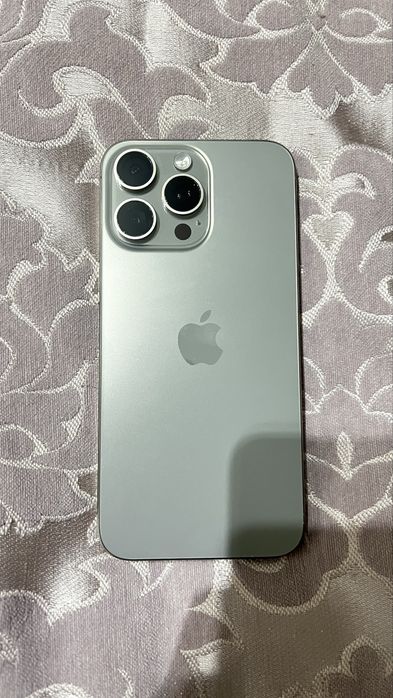 Продается айфон 15 промакс.