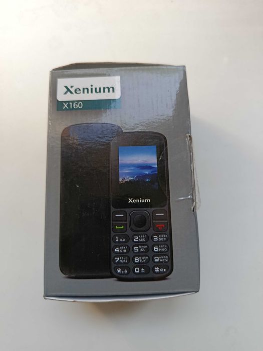 Мобильный кнопочный телефон Xenium X160