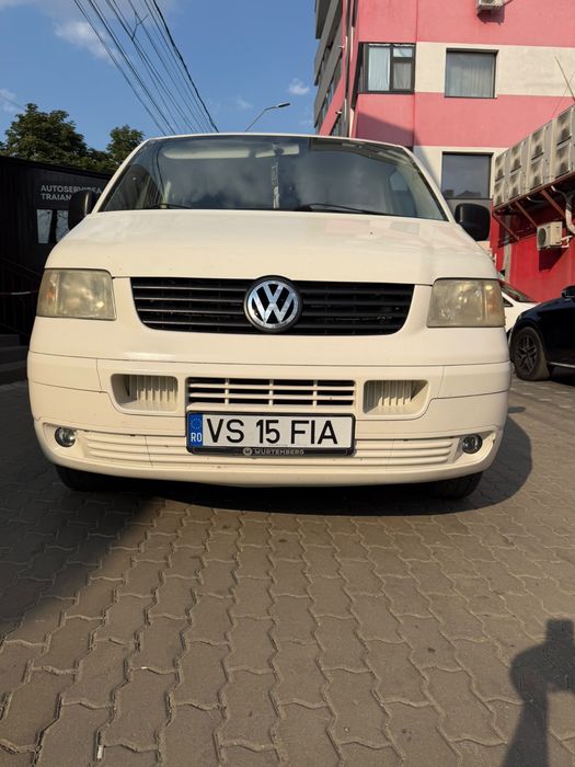 Transporter T5 autoutilitara
