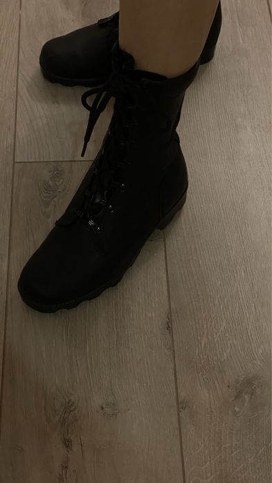 Берцы женские продам