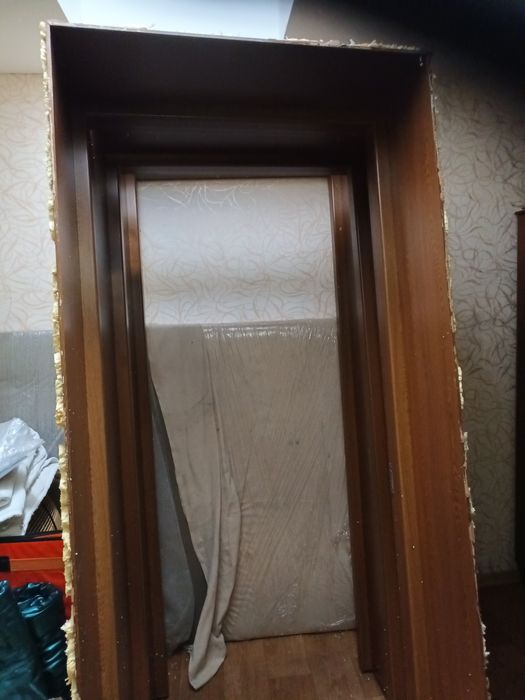 Интериорни полски врати