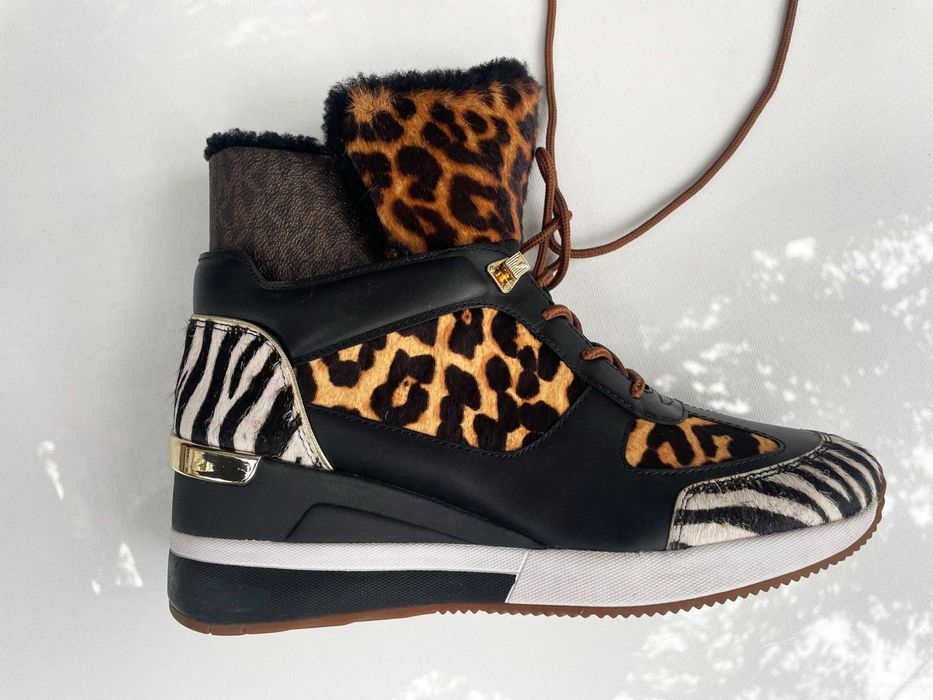 Ghete iarna Michael Kors  piele blana naturala masura 39