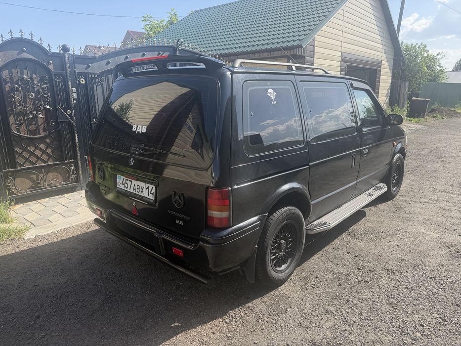 Продам Chrysler Voyager 1991 2.5