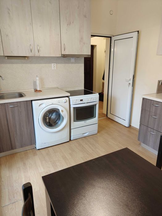 Хиподрума двустаен обзаведен, под наем