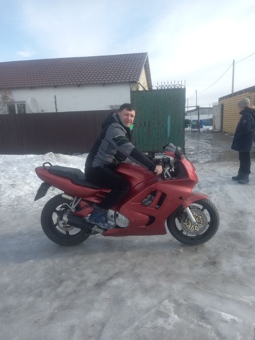 продам HONDA SBR 600