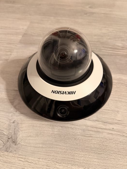 Camera Hikvision Panovu PTZ. DS-2PT3326IZ-DE3