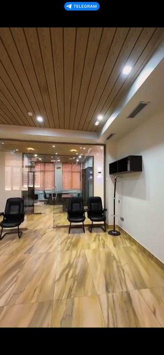 Паркентский. Сдам в аренду 253 кв.м. офис премиум класса с мебелью.