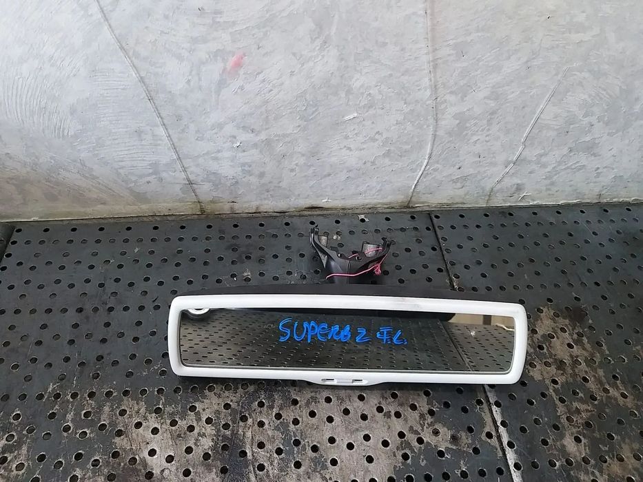 Oglinda retrovizoare interior skoda superb 2 3t facelift 1k0857511f