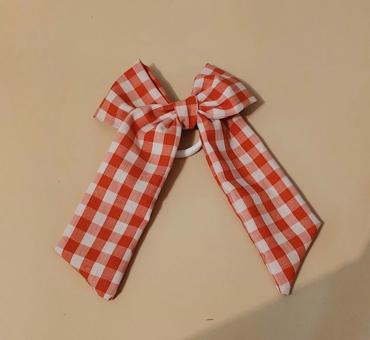 Красивый бант для волос