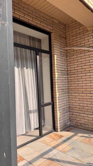 м. Айбек 1эт. 85м2