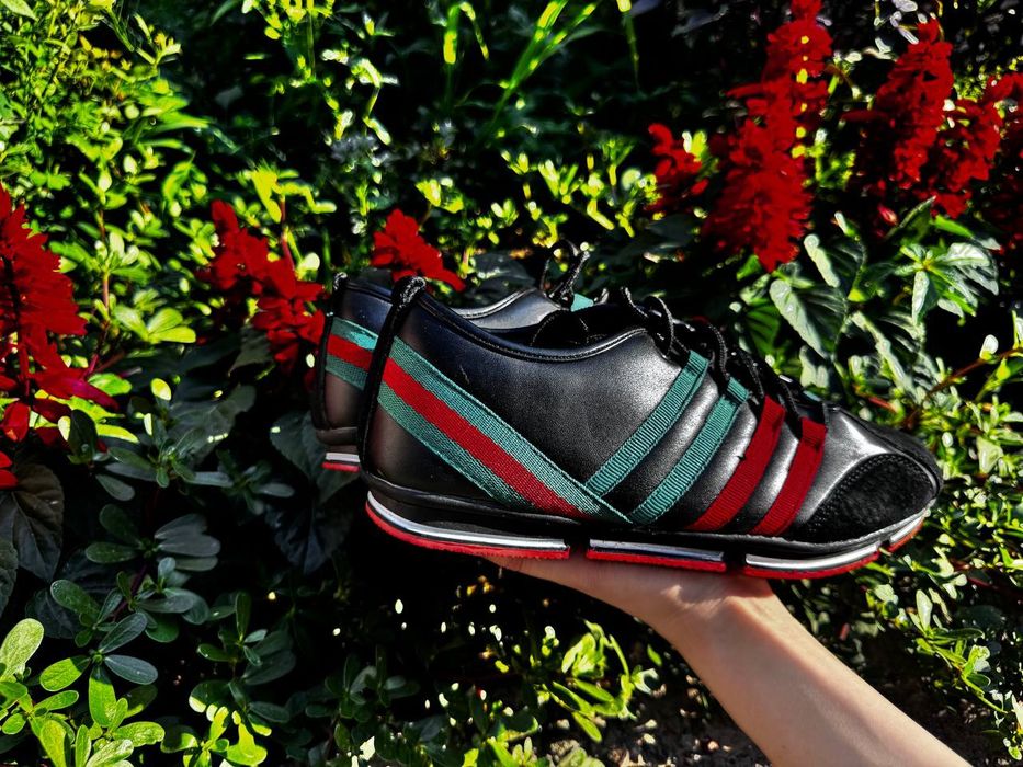 Продам новую обувь