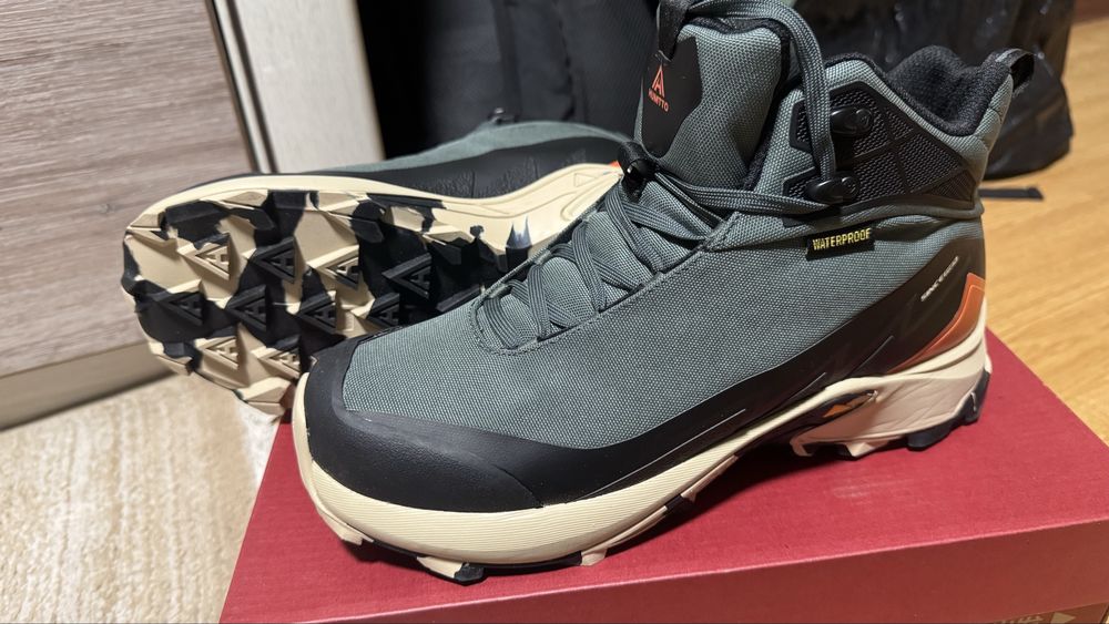 Треккинговые ботинки Humtto