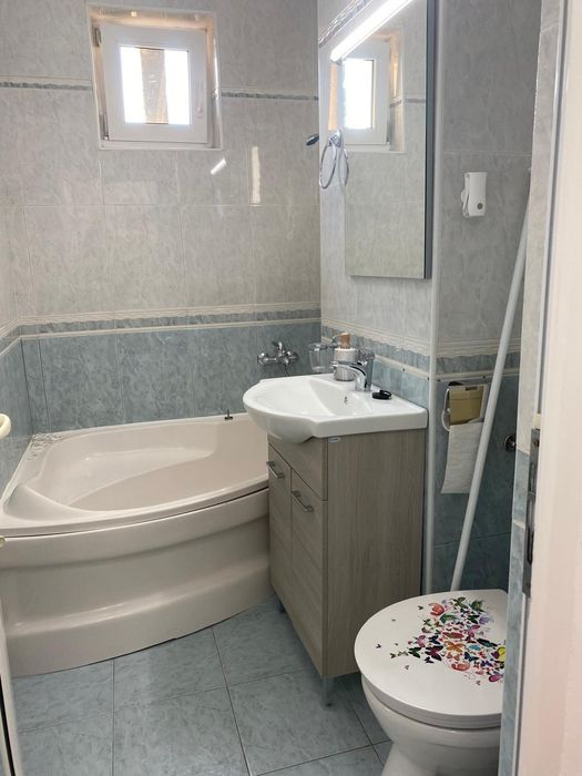 Închiriez apartament 2 camere