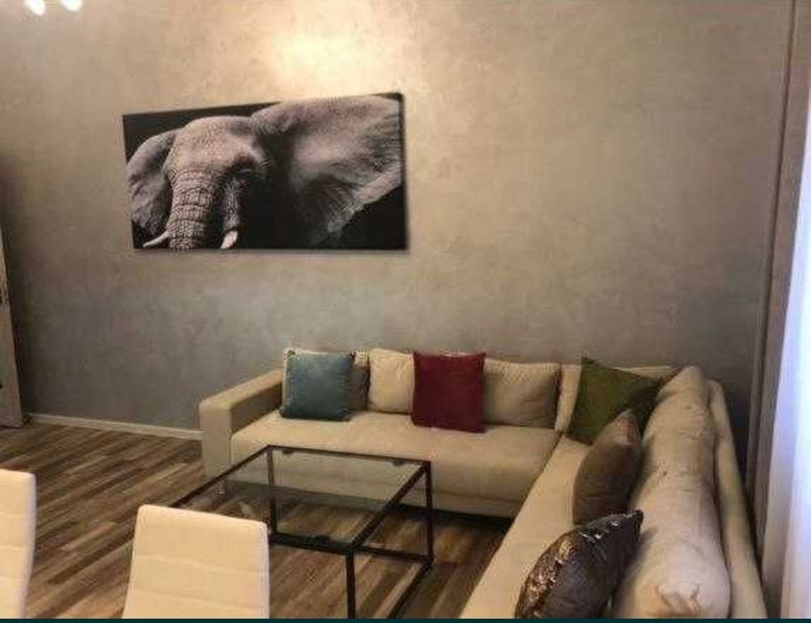 Сдаётся 2х комнатная квартира в центре города