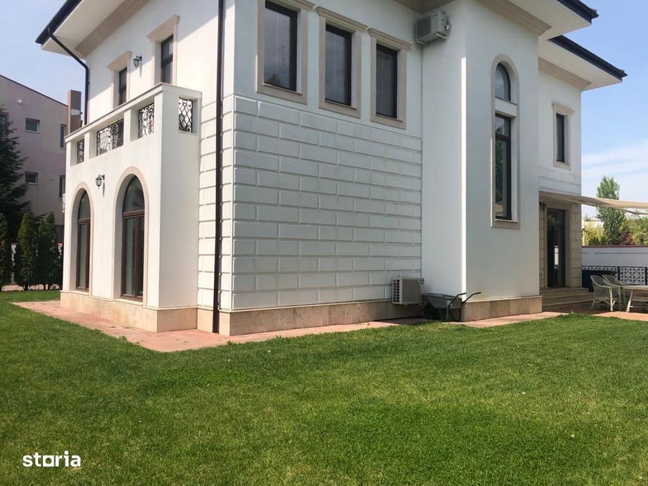 Vila cu 6 camere, finisaje premium, spatii generoase, aproape de Jolie