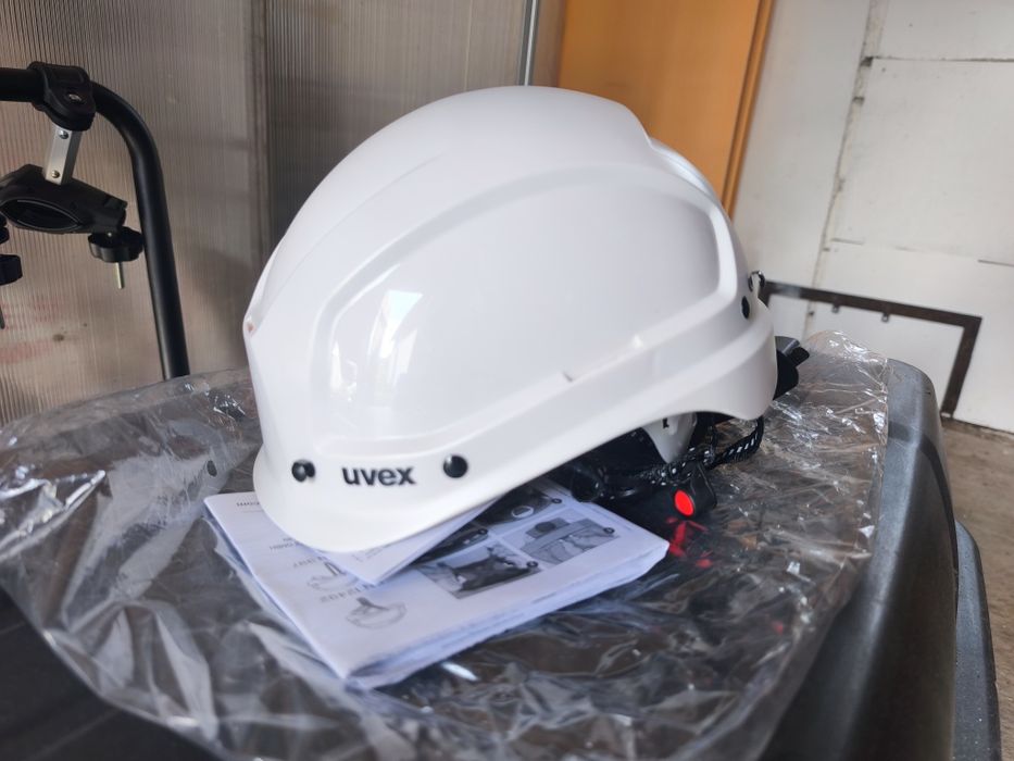 Casca de protecție Uvex alpine