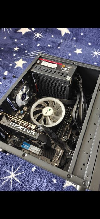 Vand Unitate Desktop PC