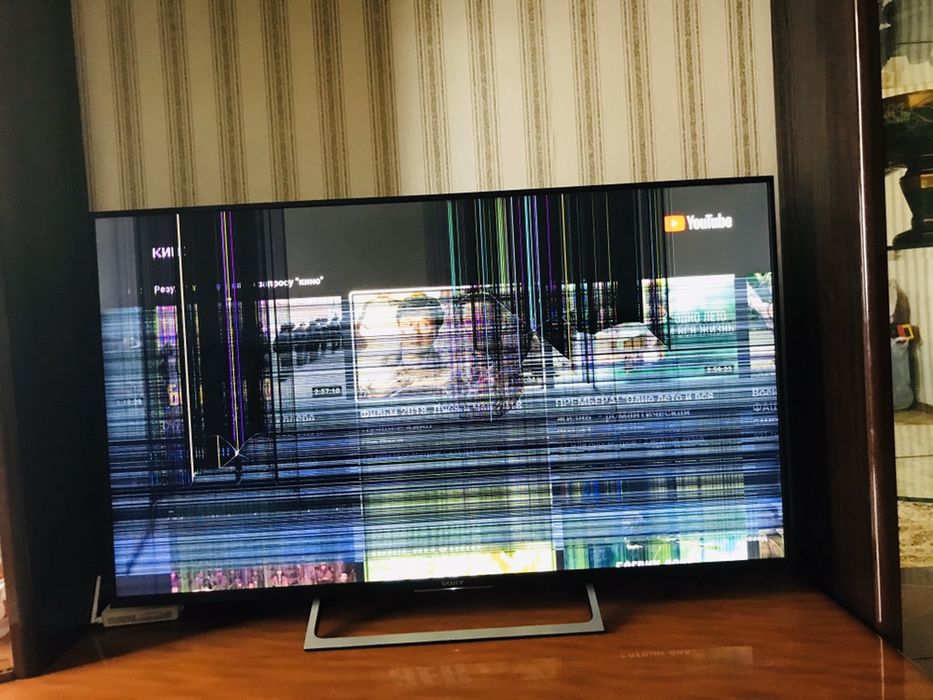 Продам телевизор SONY экран