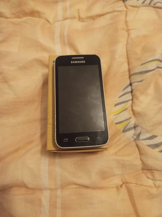 Se vând două telefoane Samsung Galaxy Trend 2 lite