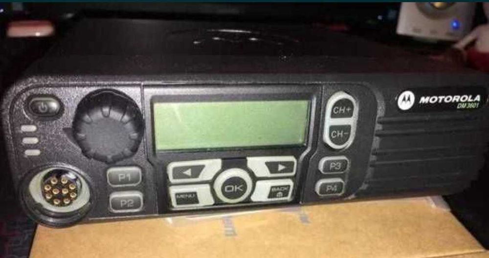 Motorola DM3601 Analog + Digital DMR UHF