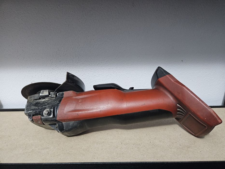 Flex cu acumulator HILTI