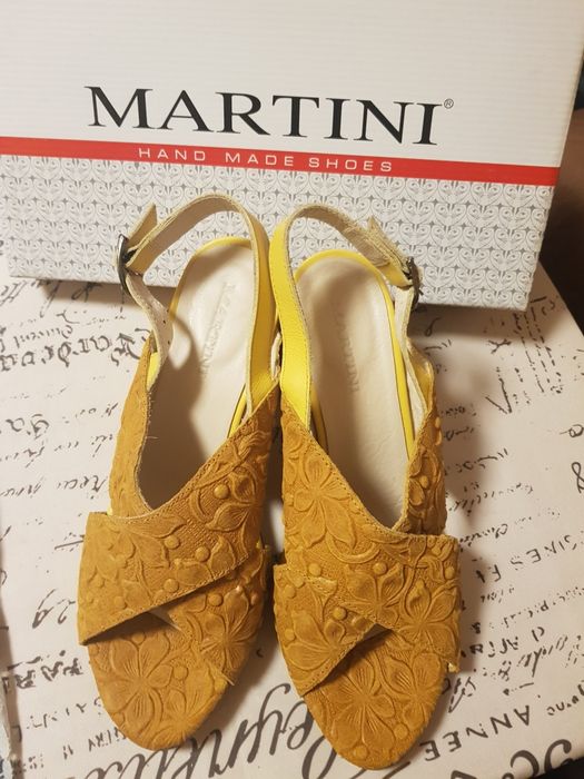 Елегантни сандали MARTINI