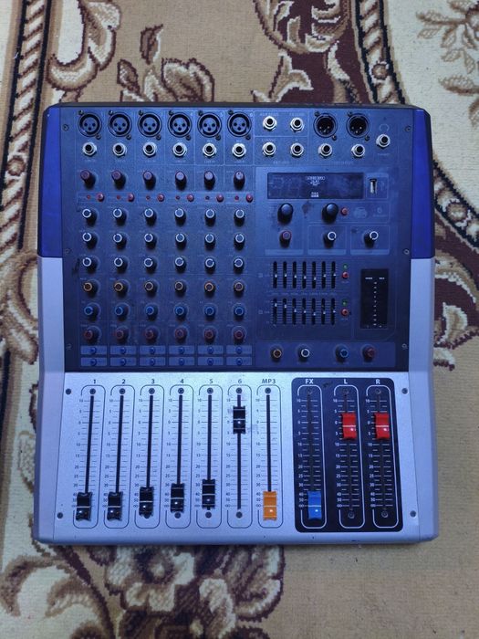 Продам микшерный пульт