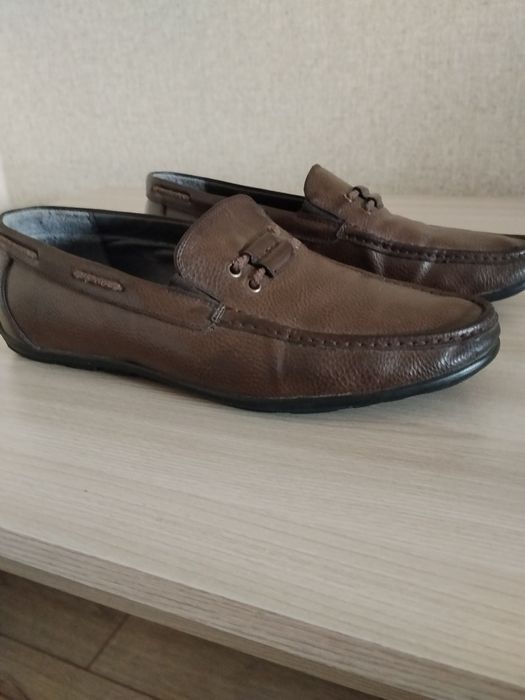 Продам мужские туфли