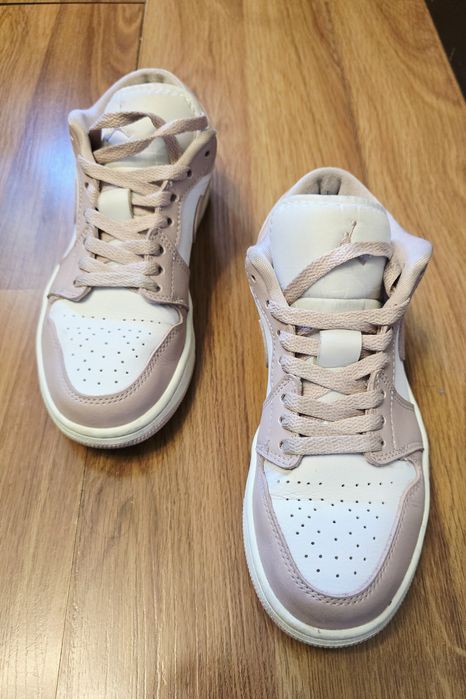 Кроссовки джорданы