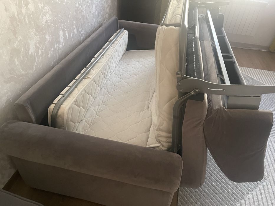 Диван кровать .. срочно срочно