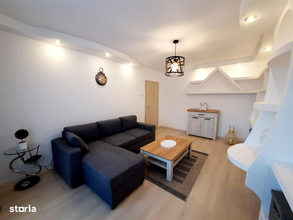 De inchiriat apartament 3 camere decomandat + 2 bai + balcon | Strand — fotografia 1